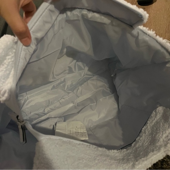 Victoria's Secret Limited Sherpa Tote Bag - Picture 3 of 8